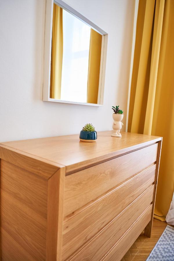 Renovated & Cozy - Close To Museumsquartier Виена Екстериор снимка